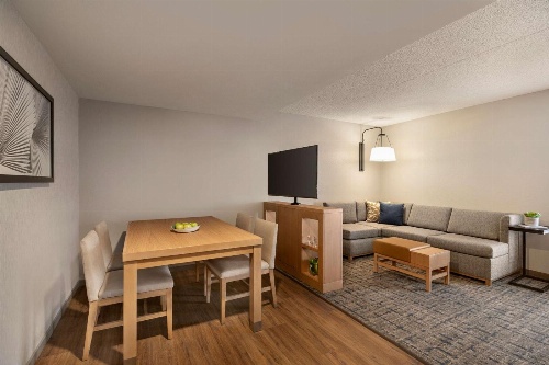Hyatt Place Tucson Central image 1